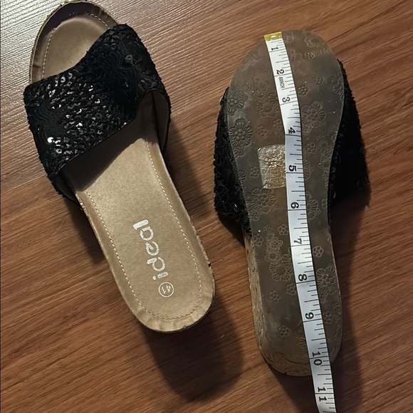 Black sparkling Sandals with Contoured Sole - Picture 7 of 7